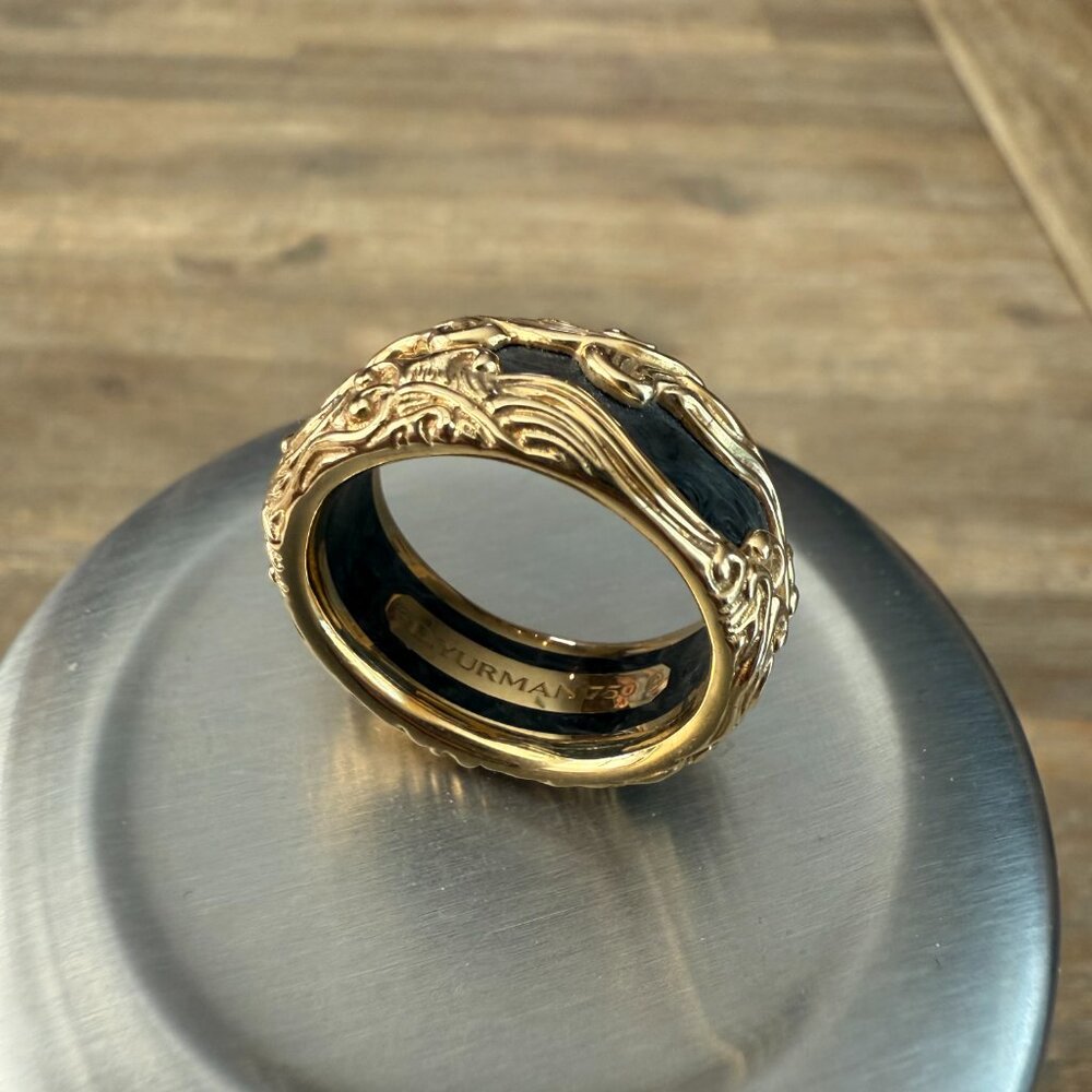 Waves Forged Carbon Band Ring 18K Yellow Gold, 13mm